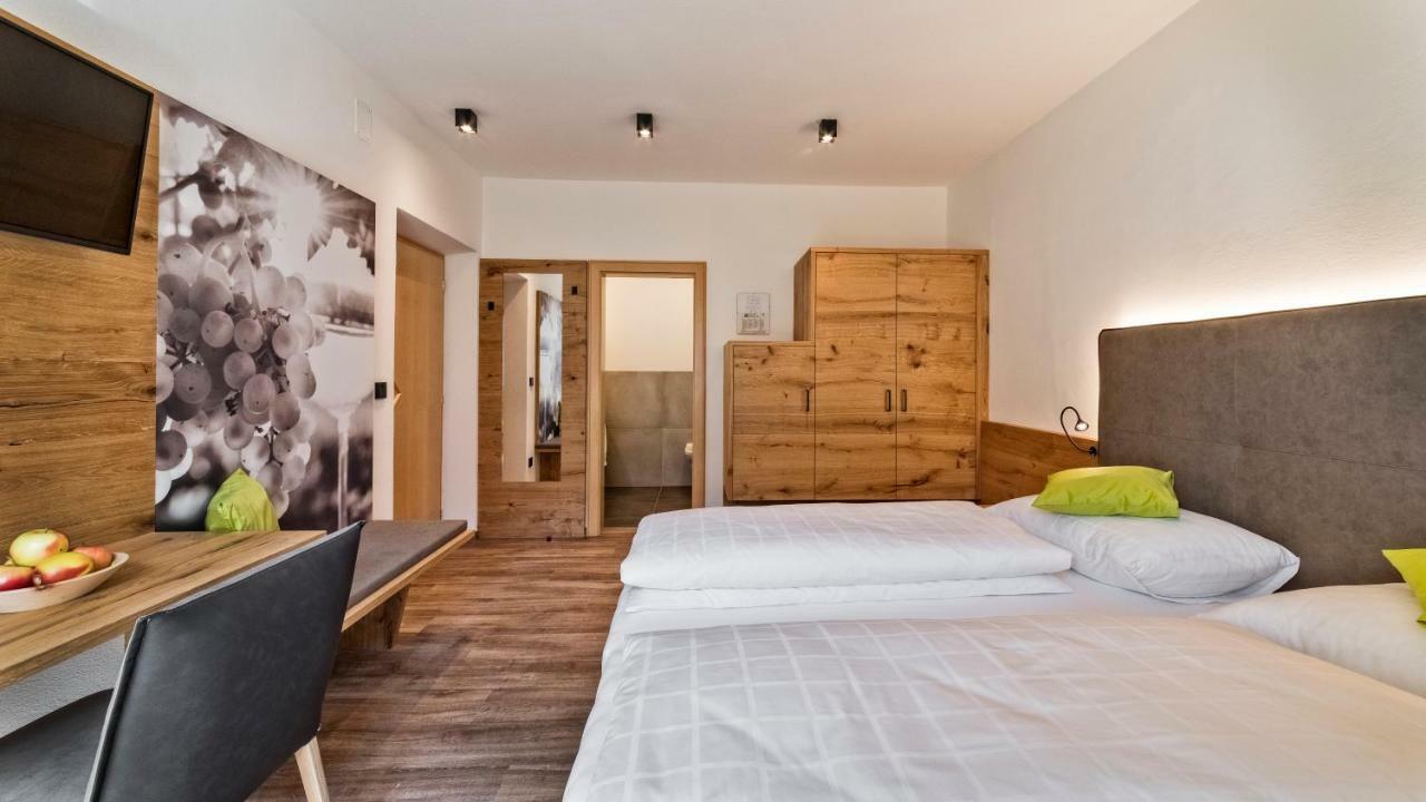 Hotel Garni Sonngart Andriano Esterno foto